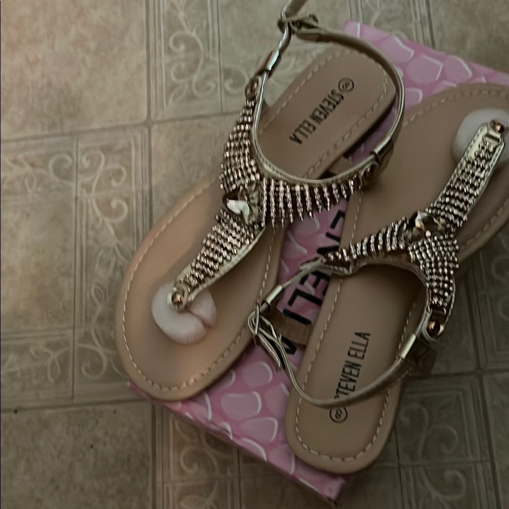 Viten Ella Beaded Sandals by Steven Ella new w box